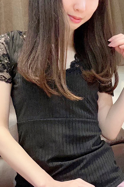 椎名ましろ（5/11デビュー）